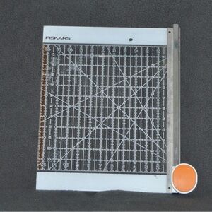 Fiskars Rotary Cutter & Ruler Combo 12 x 12" [F9515]
